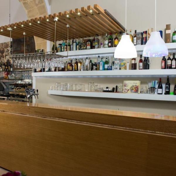 Arredo moderno bar
