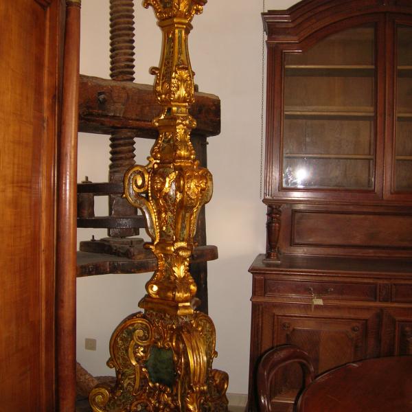 Torciera in legno e oro zecchino  del 700, Chiesa Madre