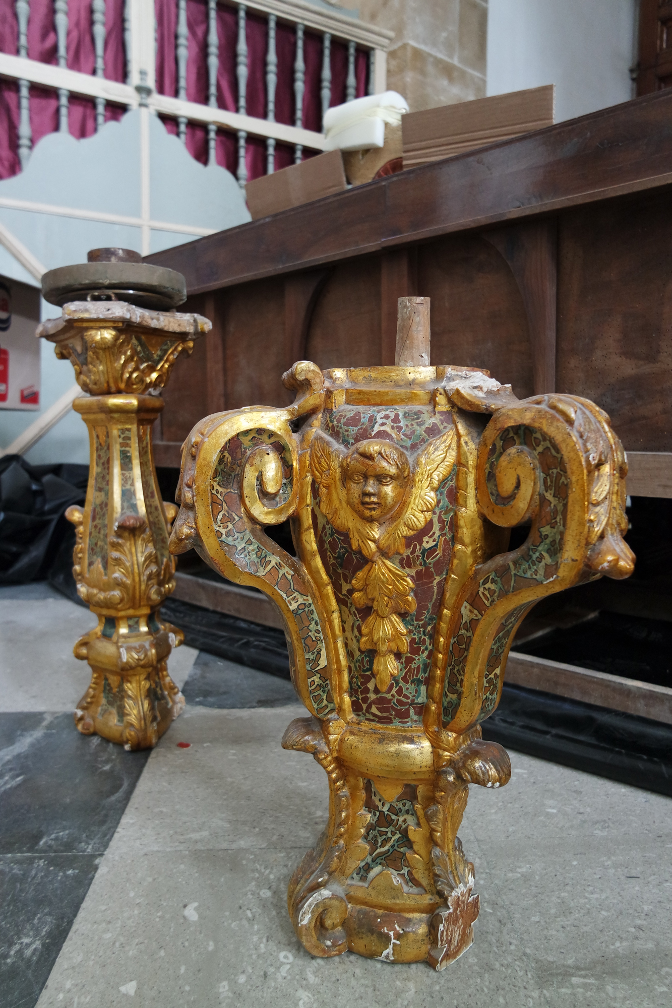 Torciera in legno e oro zecchino  del 700, Chiesa Madre